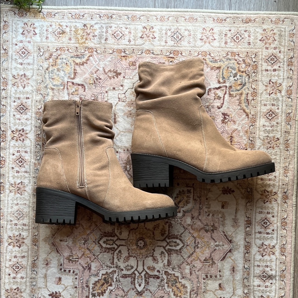 Suede tan ankle boots